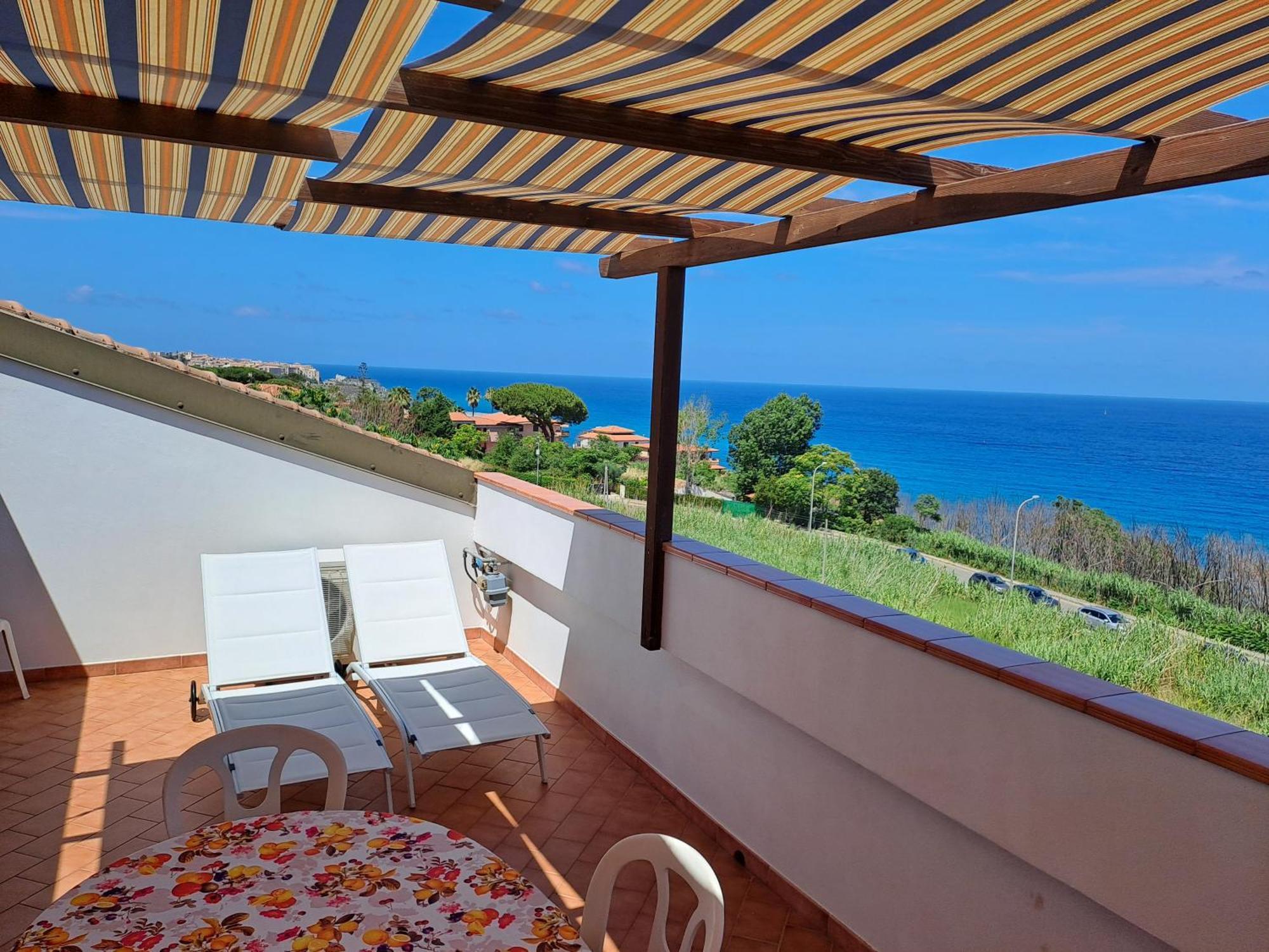 Appartement Terrazza Michelino à Parghelia Extérieur photo